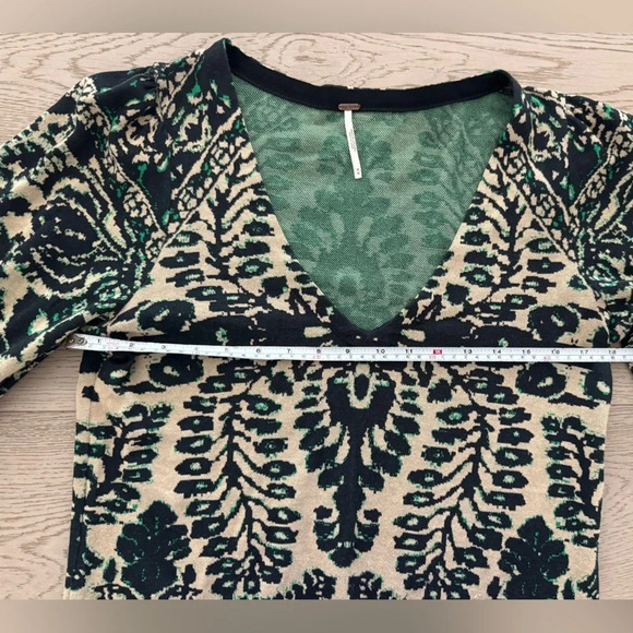 Free People Music and Lyrics Knit Sweater Mini Dress size medium - Picture 9 of 12